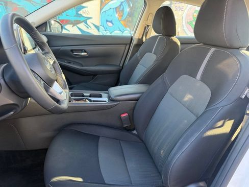 Used 2020 Nissan Sentra SV FWD image 12