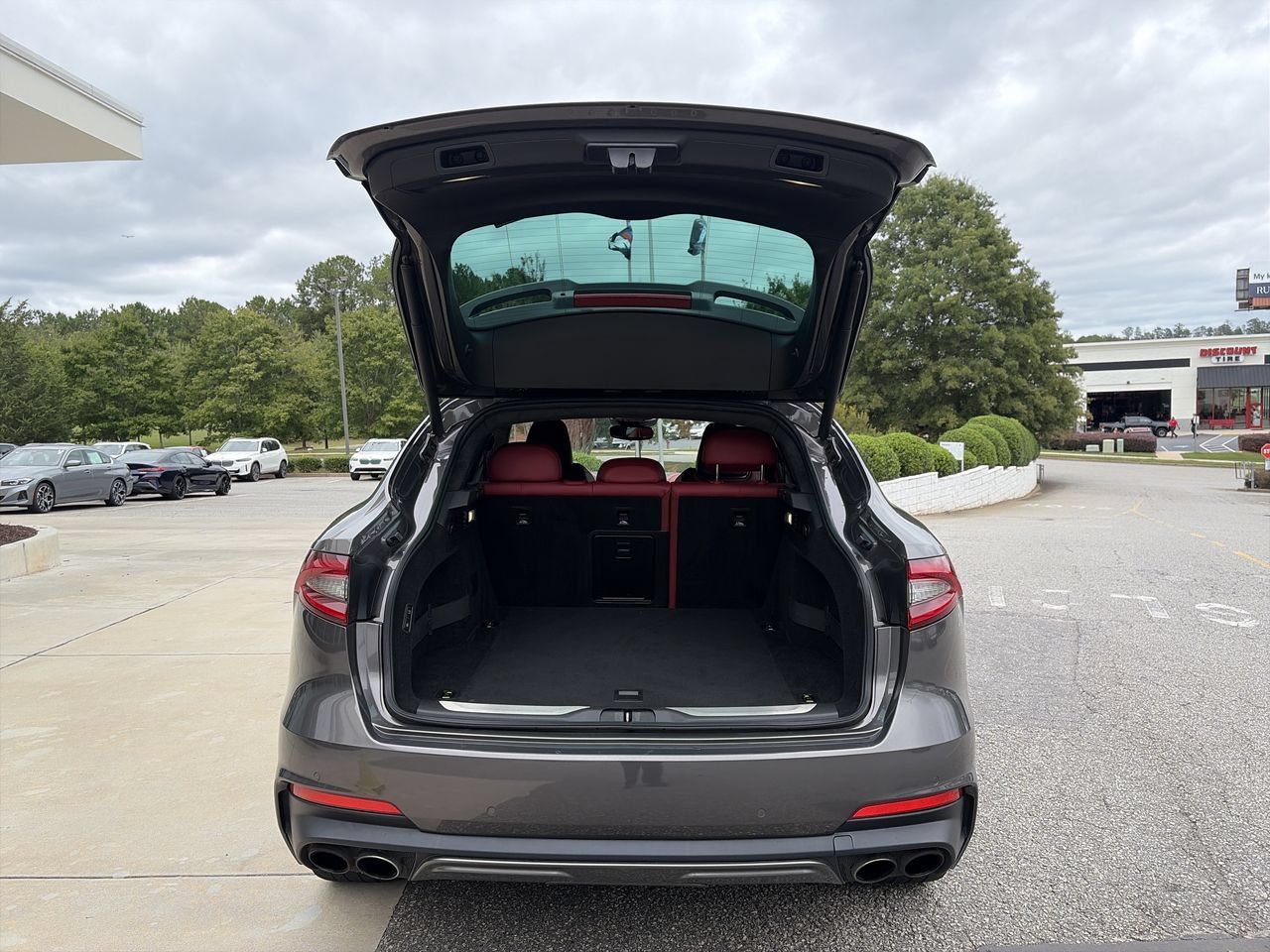Used 2019 Maserati Levante GTS AWD/4WD image 32