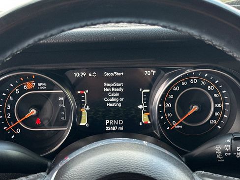 Used 2021 Jeep Wrangler Unlimited Sahara AWD/4WD image 24