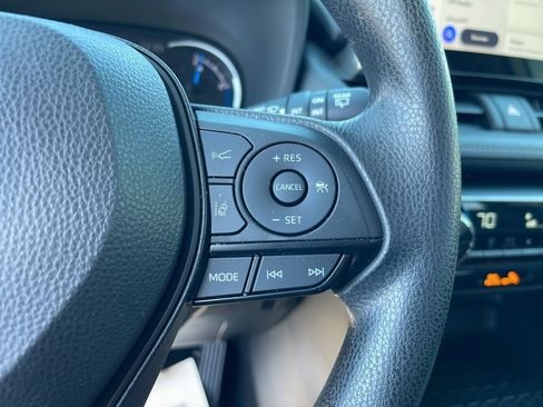 Used 2024 Toyota RAV4 XLE image 24