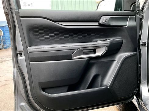 Used 2025 Ford Ranger XLT w/ Equipment Group 301A High image 21