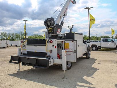 New 2025 Ford F550 4x4 Regular Cab Super Duty