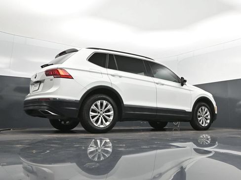 Used 2018 Volkswagen Tiguan SE FWD image 43