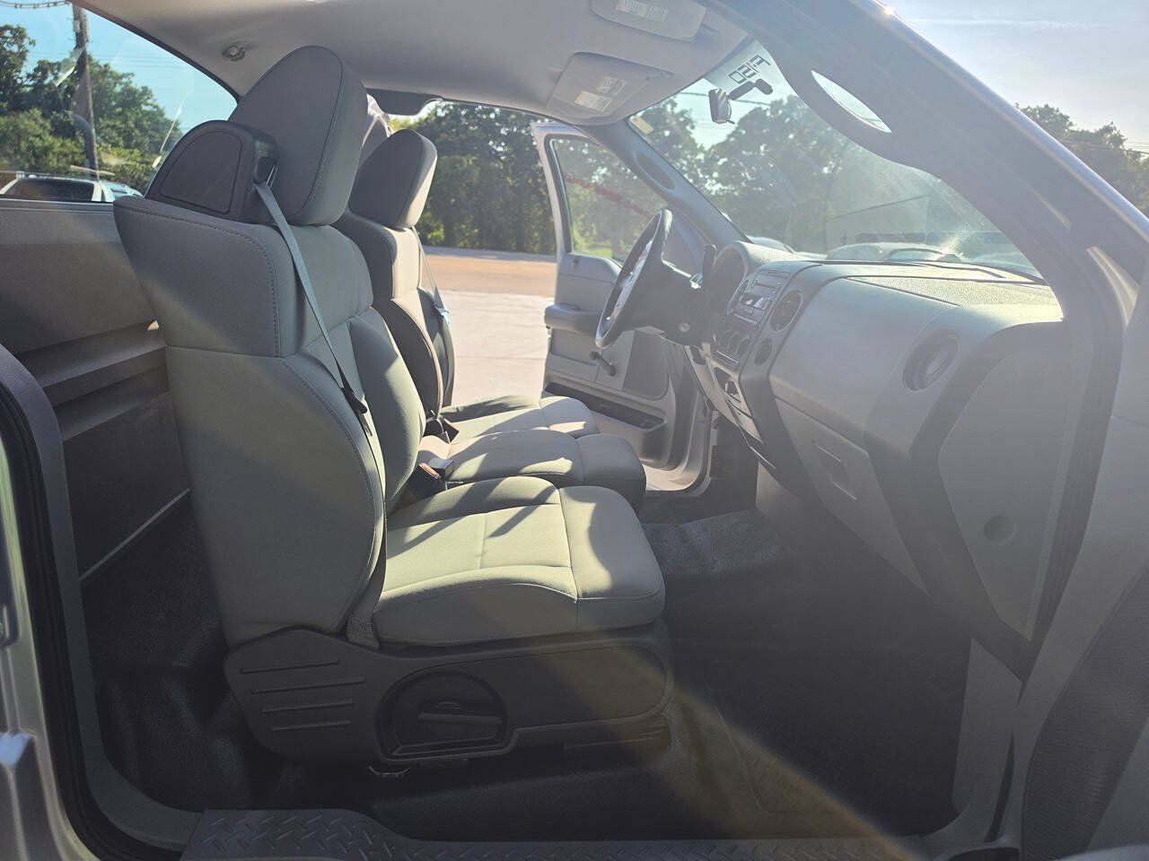 Used 2008 Ford F150 XL RWD image 28
