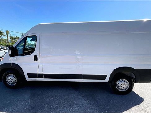 Used 2023 RAM ProMaster 3500 FWD image 17