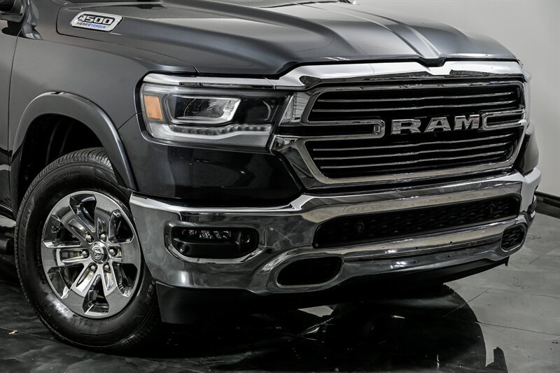 Used 2021 RAM 1500 Laramie AWD/4WD image 2
