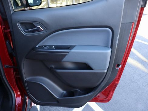 Used 2022 Chevrolet Colorado Z71 image 24