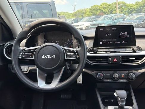 Used 2023 Kia Forte LXS FWD image 18