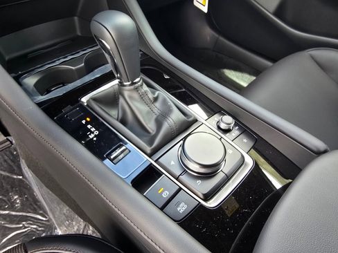 New 2026 MAZDA MAZDA3 Hatchback w/Premium Plus Pkg image 20