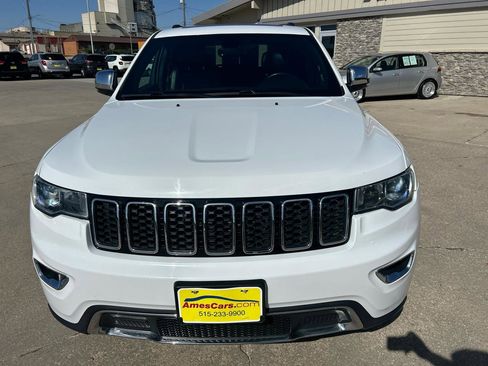 Used 2017 Jeep Grand Cherokee Limited image 8