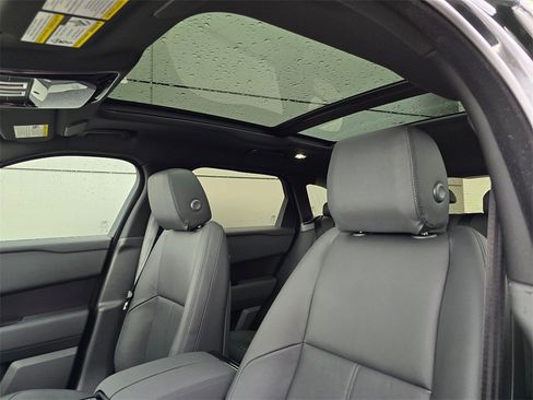 New 2026 Land Rover Range Rover Velar Dynamic SE image 23