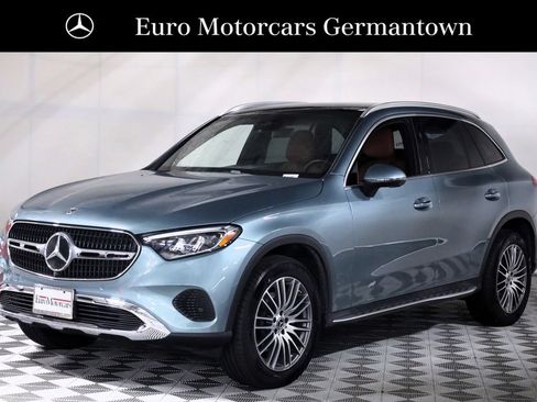 Used 2026 Mercedes-Benz GLC 300 4MATIC image 3
