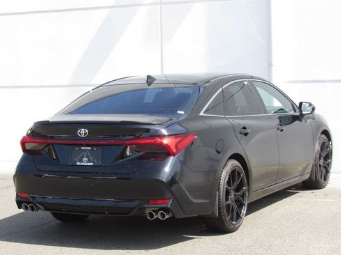 Used 2019 Toyota Avalon XSE FWD image 6