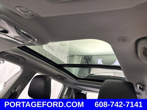 Used 2022 Jeep Compass Trailhawk w/ Sun and Sound Group AWD/4WD image 27