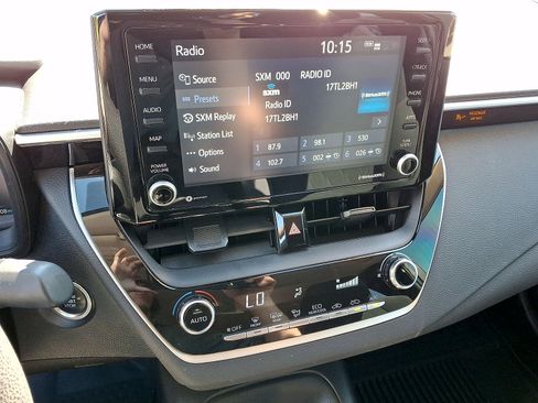 Used 2022 Toyota Corolla LE w/ LE Convenience Package FWD image 14