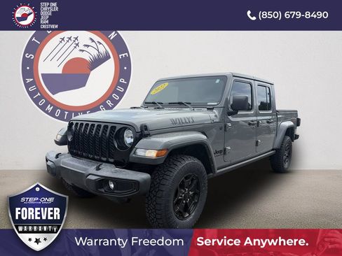 Used 2022 Jeep Gladiator Sport AWD/4WD image 1