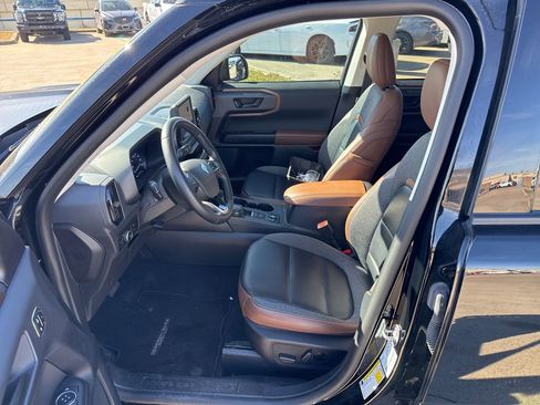 Used 2023 Ford Bronco Sport Outer Banks image 20