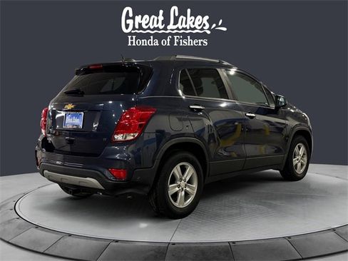 Used 2018 Chevrolet Trax LT w/ LT Convenience Package image 5