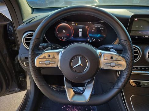 Used 2022 Mercedes-Benz GLC 300 4MATIC image 36