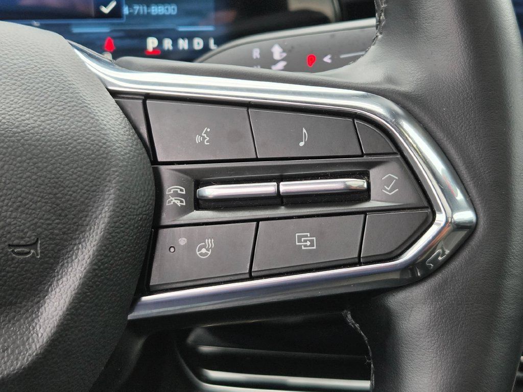 Used 2025 Chevrolet Equinox LT w/ Convenience Package II AWD/4WD image 20