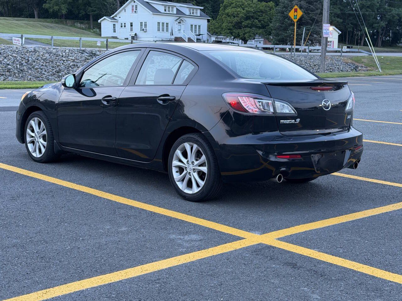 Used 2010 MAZDA MAZDA3 s Grand Touring FWD image 4