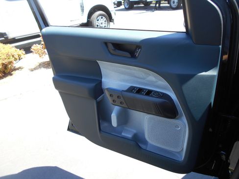 New 2026 Ford Maverick XLT FWD image 7