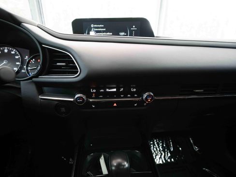 Used 2025 MAZDA CX-30 AWD 2.5 S w/ Preferred Package image 17