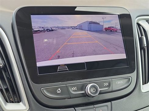 Used 2024 Chevrolet Malibu LT image 13