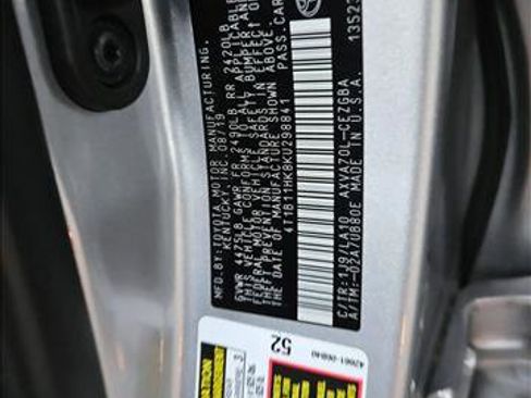 Used 2019 Toyota Camry XLE image 28