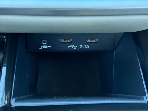 Used 2020 Subaru Legacy Limited image 34