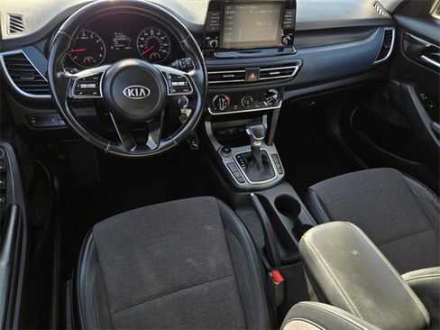Used 2021 Kia Seltos S image 15