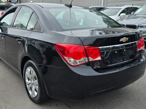 Used 2016 Chevrolet Cruze LS FWD image 8