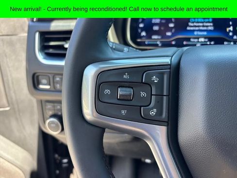 Used 2024 Chevrolet Tahoe Z71 w/ Luxury Package AWD/4WD image 17