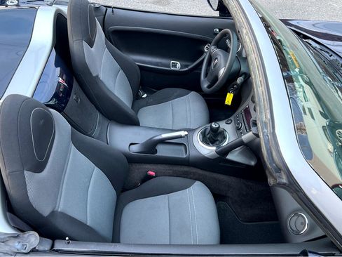 Used 2006 Pontiac Solstice Convertible w/ Power Package image 17