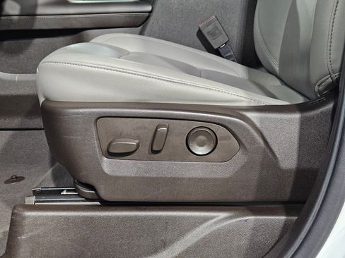 Used 2022 Chevrolet Tahoe Z71 AWD/4WD image 23