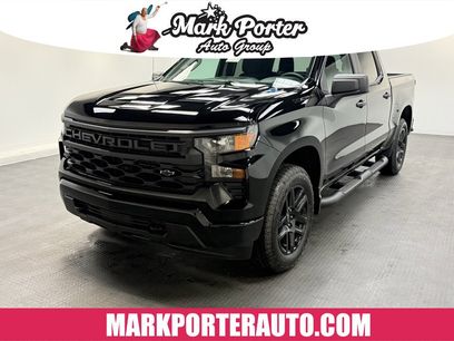 New 2026 Chevrolet Silverado 1500 Custom w/ Turbomax Blackout Package