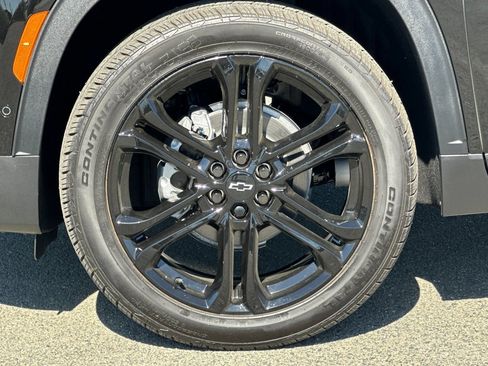 New 2026 Chevrolet Traverse LT w/ Enhanced Driving Package AWD/4WD image 36