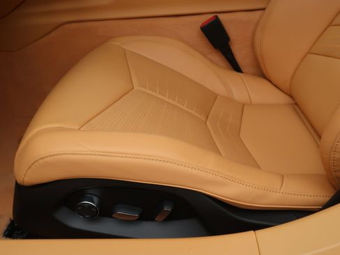 Used 2026 Chevrolet Corvette Stingray Premium Conv RWD image 14