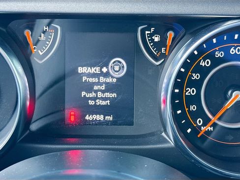 Used 2023 Jeep Wrangler Sport S image 13