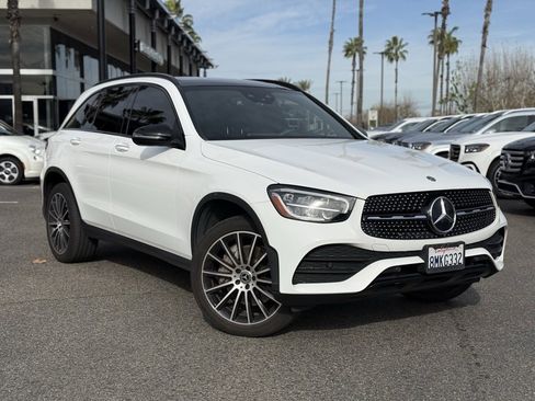 Used 2020 Mercedes-Benz GLC 300 image 1