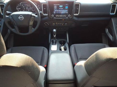 Certified 2023 Nissan Frontier SV w/ Technology Package AWD/4WD image 10