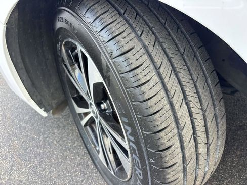 Used 2022 Nissan Sentra SV image 8