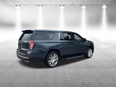 Used 2021 Chevrolet Suburban High Country RWD image 5