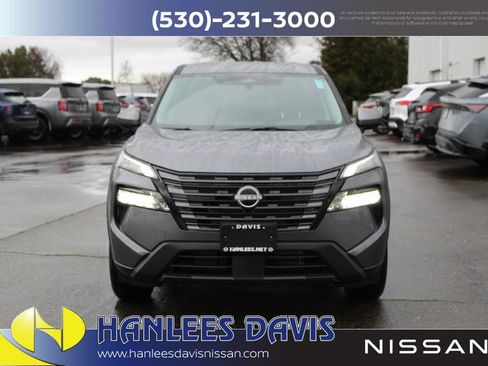 New 2026 Nissan Rogue SV image 4