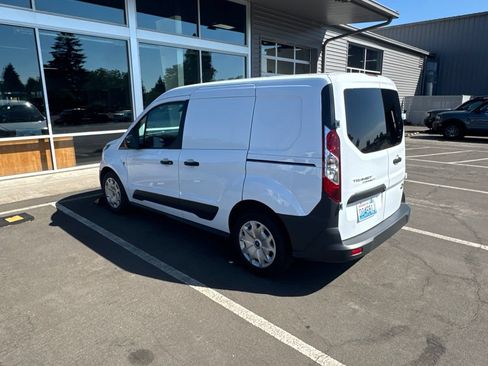 Used 2018 Ford Transit Connect XL FWD image 2