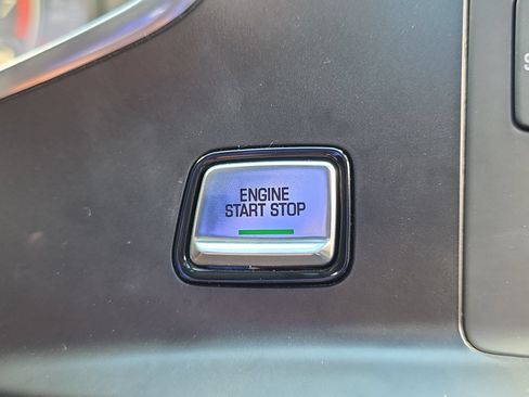 Used 2016 Chevrolet Corvette Stingray Coupe RWD image 24