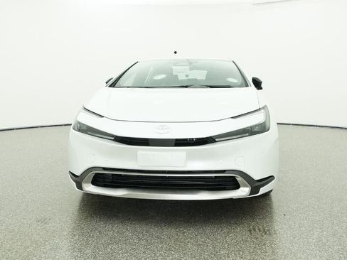 New 2026 Toyota Prius Plug-In Hybrid FWD image 31