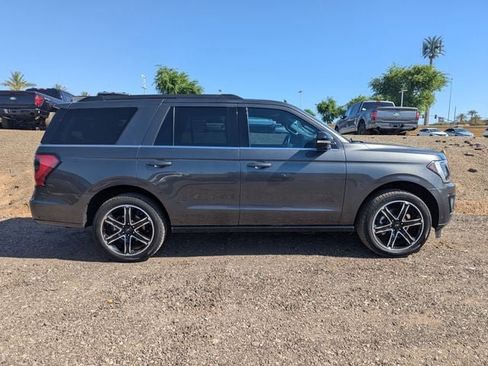 Certified 2021 Ford Expedition Limited AWD/4WD image 5