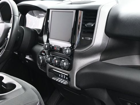 Used 2025 RAM 1500 Tradesman w/ Night Edition AWD/4WD image 33