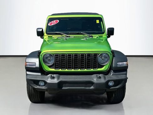 Used 2025 Jeep Wrangler Unlimited Sport AWD/4WD image 4